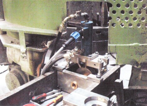 Ultraswage Int die assembly fitted